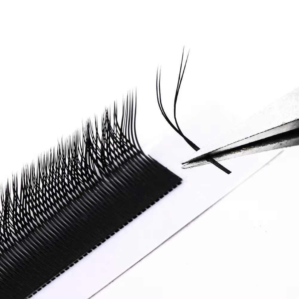 YY L Lashes 0.07