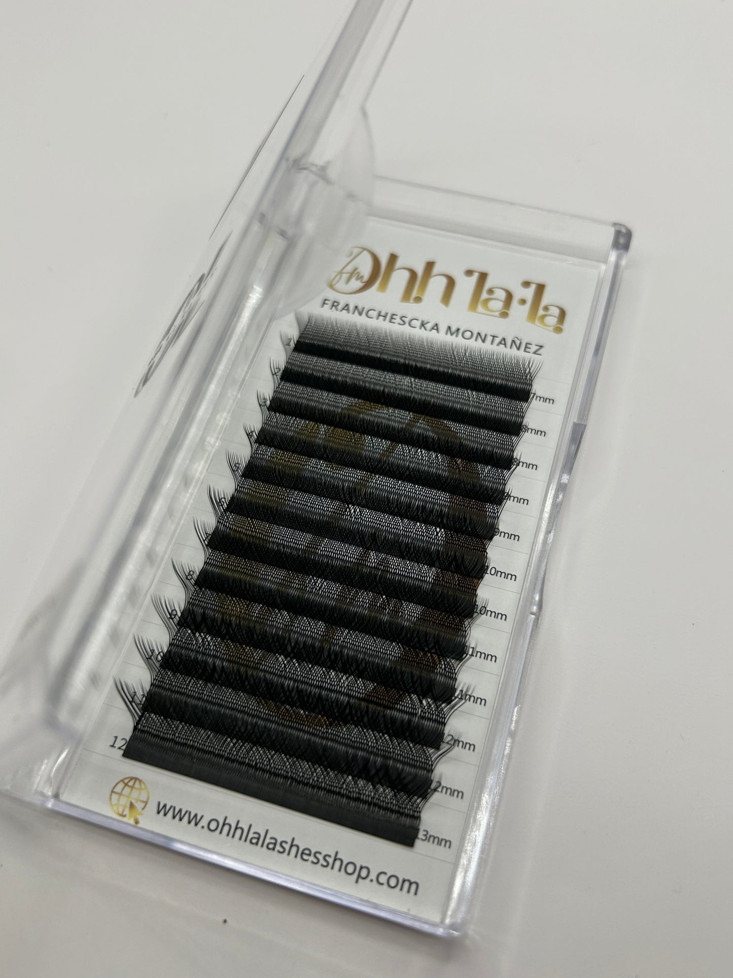 YY Lashes M